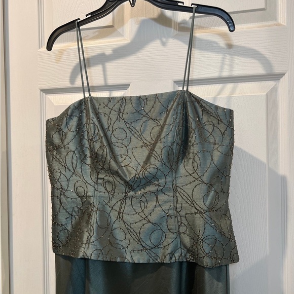 CACHET 2 pieces mother of the bride/groom dress SIZE 10P - Picture 10 of 17